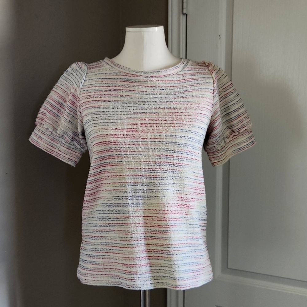 LOFT textured puff sleeve top.